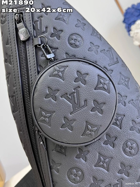 WIS Duo LOUIS VUITTON Slingbag 0215